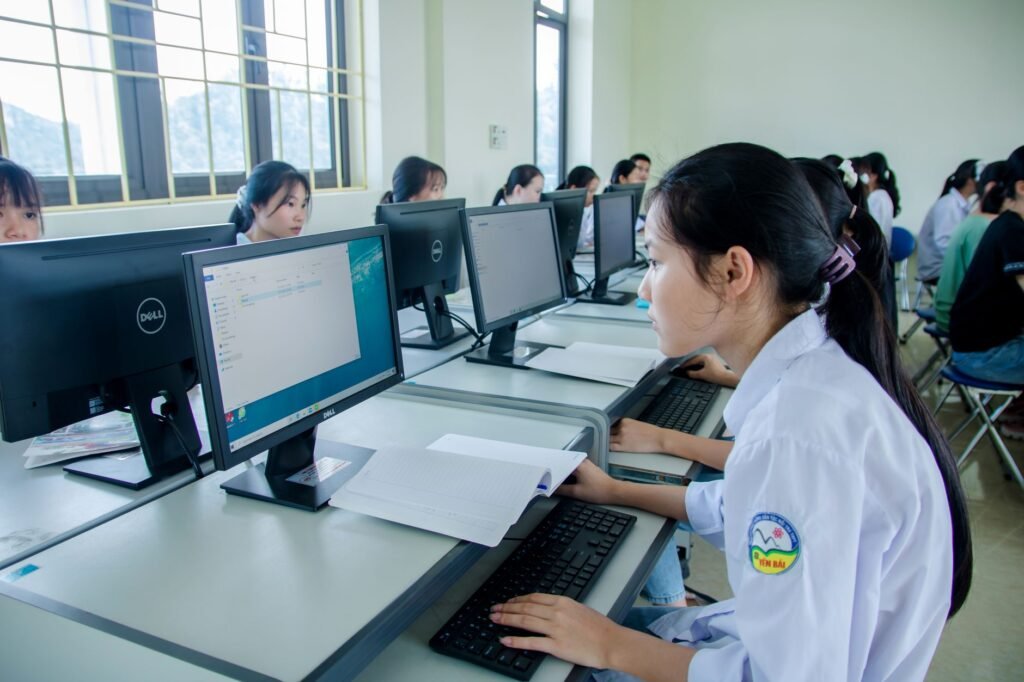 TOEFL iBT Bölümleri ve 2026 Sınav Formatı Rehberi - SDM Dil Okulu